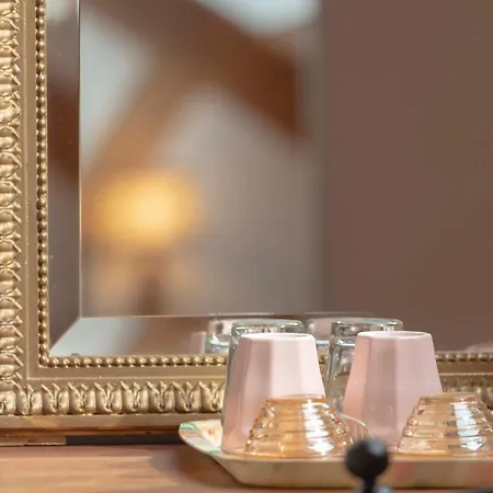 Les Olivanies Bed & Breakfast