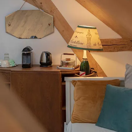 Les Olivanies Bed & Breakfast